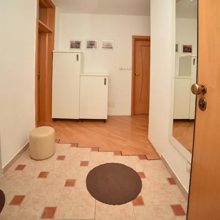 Mila Apartment *